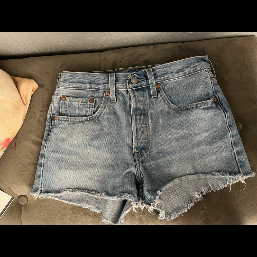levi jean shorts